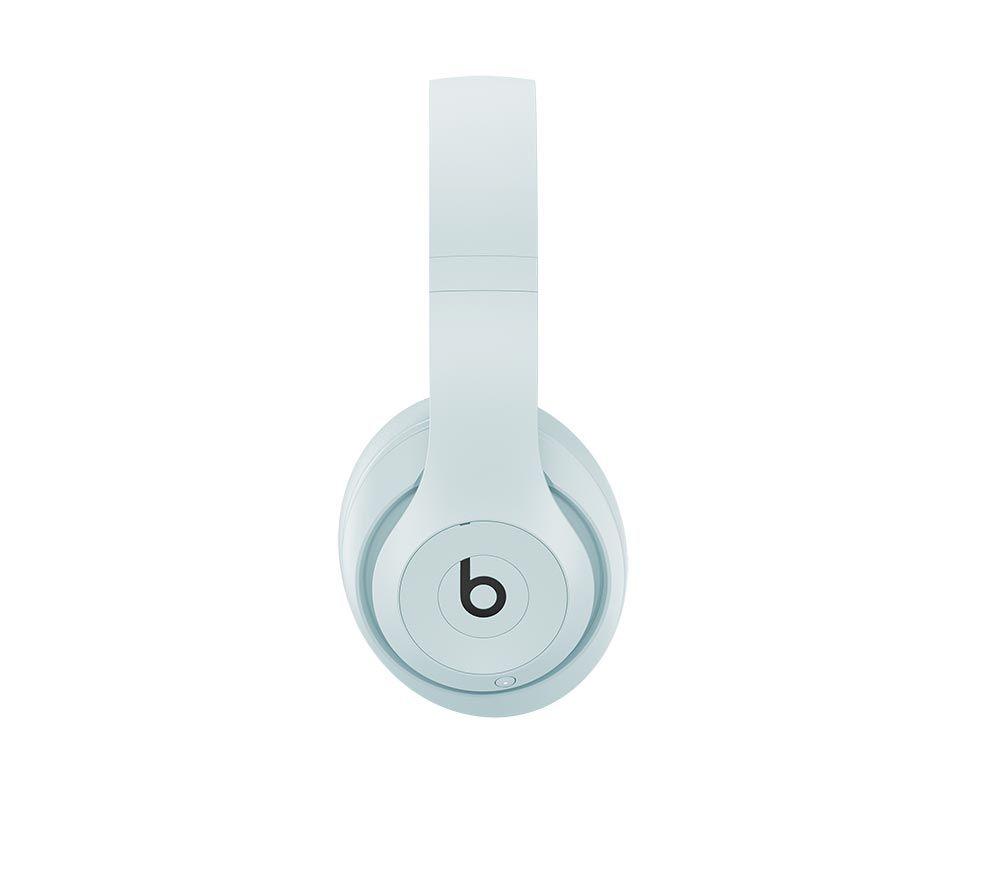BEATS Studio Pro Wireless Bluetooth Noise-Cancelling Headphones - Light Blue image number 14 of 18