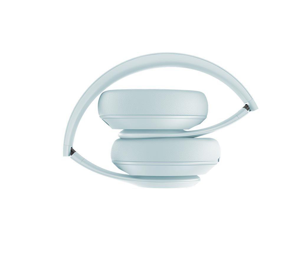 BEATS Studio Pro Wireless Bluetooth Noise-Cancelling Headphones - Light Blue image number 17 of 18