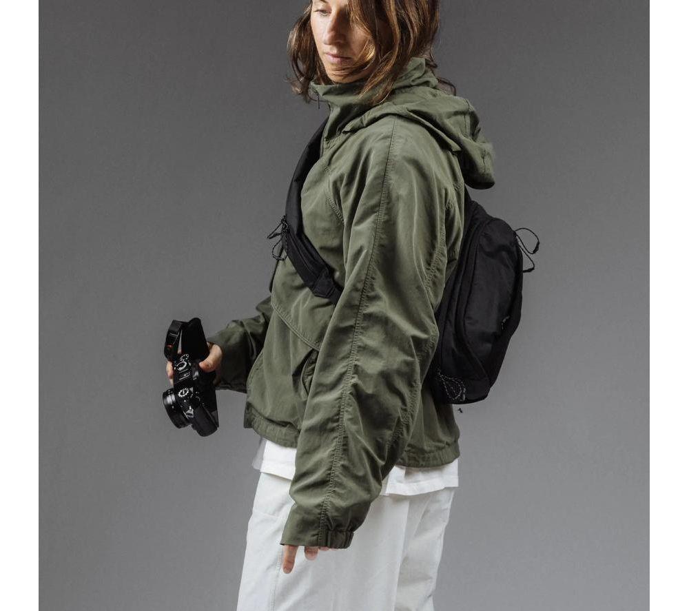 MOMENT Balance Camera Sling Bag - 7 litres, Black image number 6 of 12