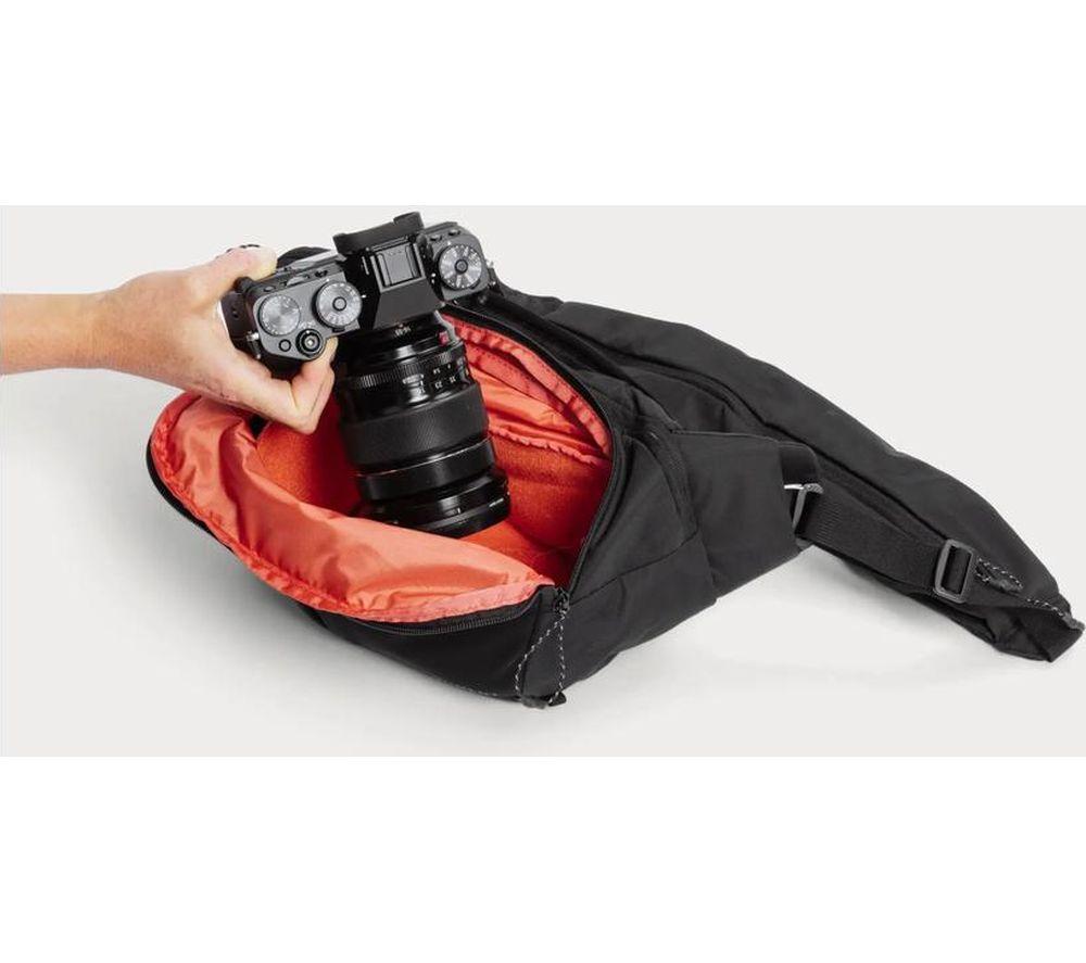 MOMENT Balance Camera Sling Bag - 7 litres, Black image number 7 of 12