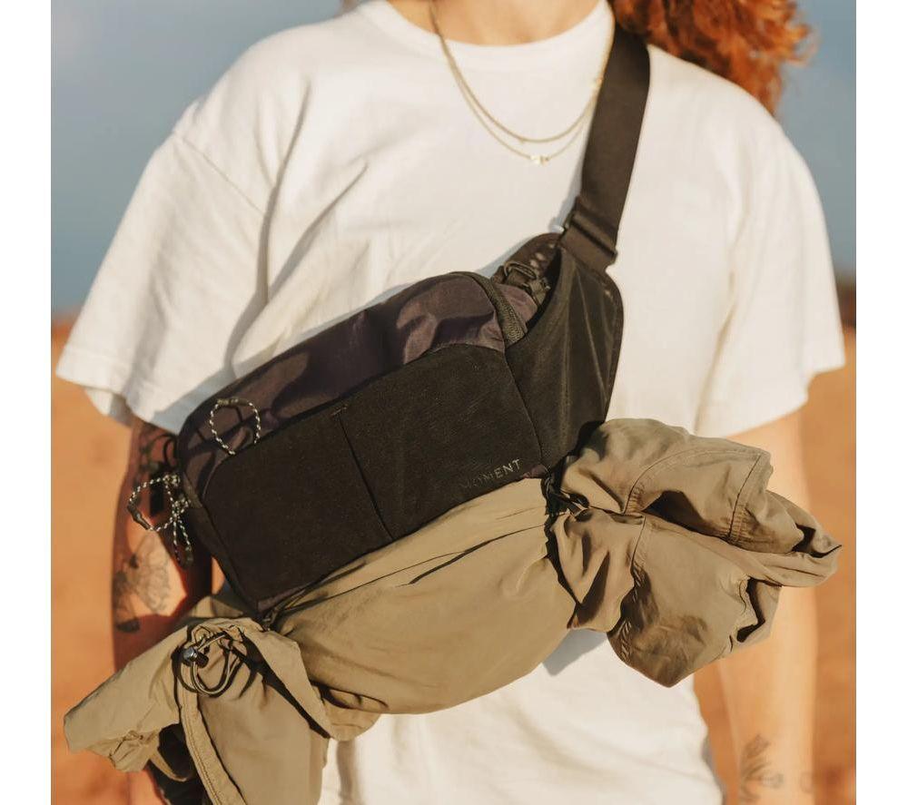 MOMENT Slate Camera Sling Bag - Black image number 7 of 11