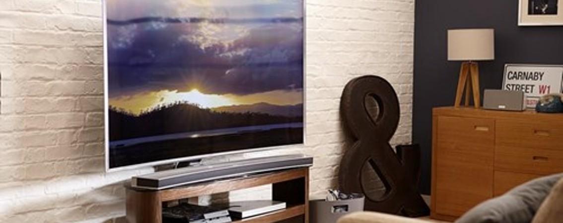 Mounted tv deals wider than stand