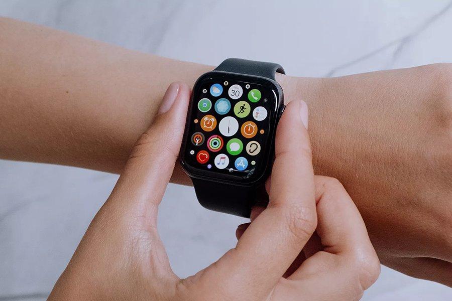Checking best apple watch