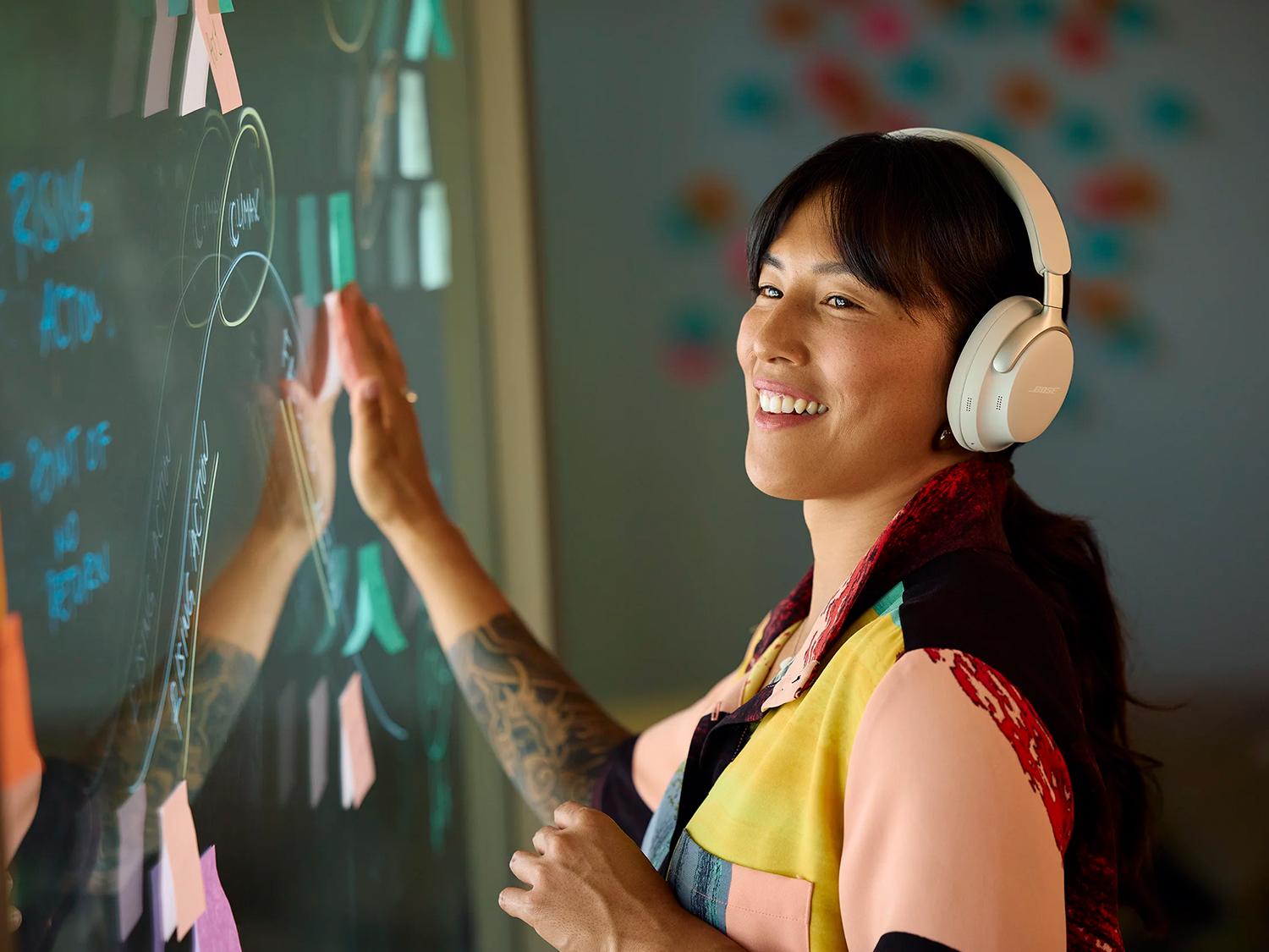 Bose-H&E-FullWidth-Leveled-UP-Listening