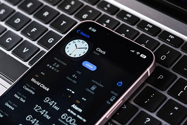 iphone clock app keyboard