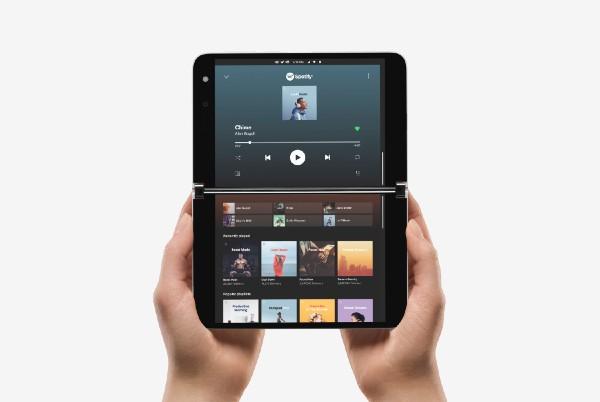 Microsoft Surface Duo Spotify