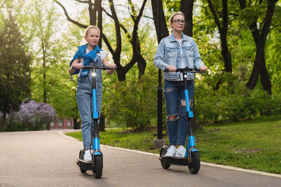 E-scooter speeds