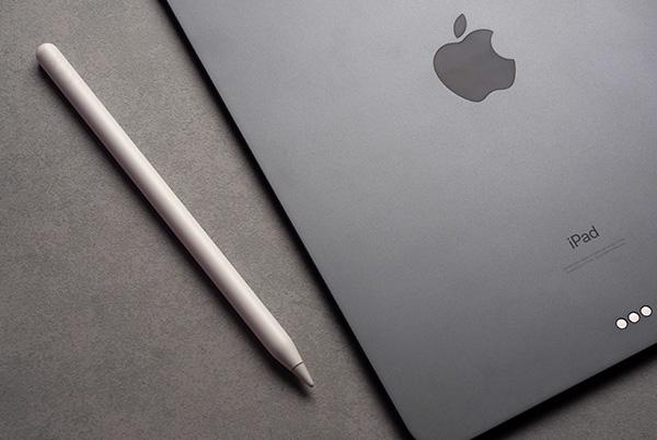 Apple Pencil iPad desk grey