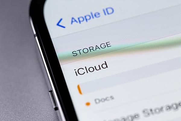 iCloud Apple ID Settings app iPhone
