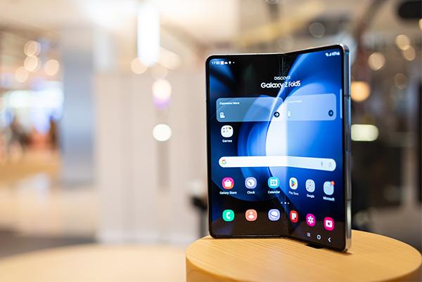 Samsung Galaxy Z Fold5 smartphone