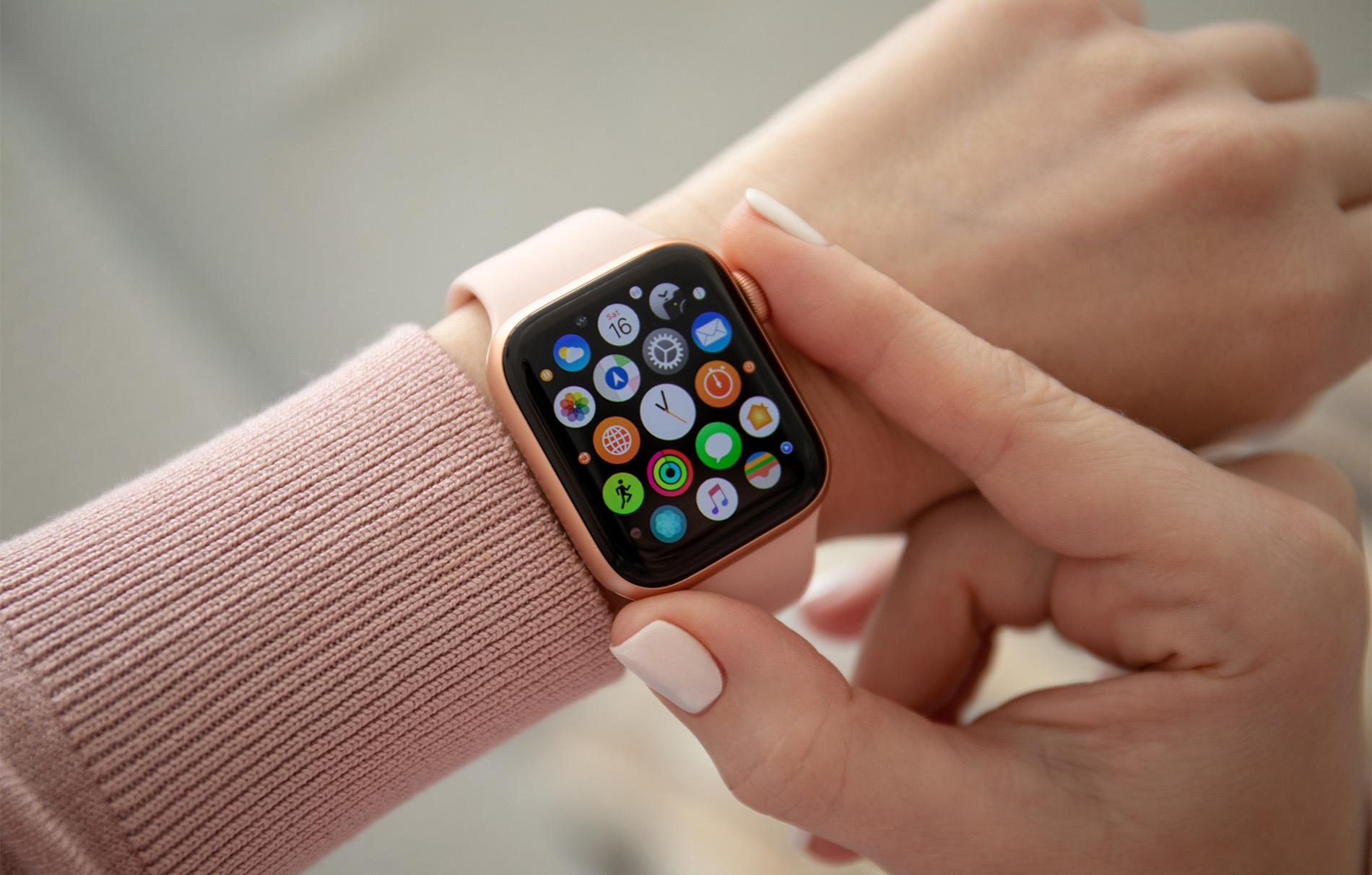 How long does it take online for an apple watch to update