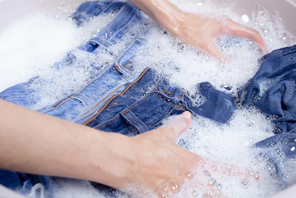 hand washing jeans