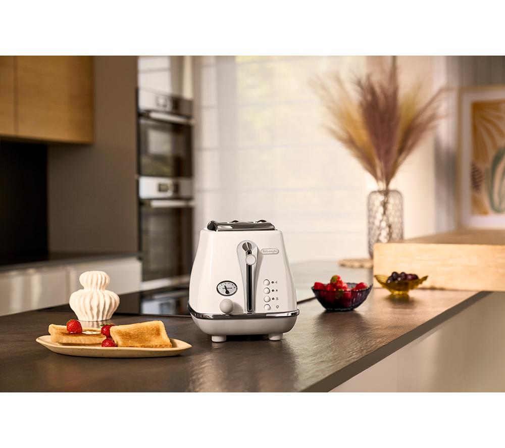 DELONGHI Icona Capitals CTOC4003.W 4-Slice Toaster - White image number 6 of 6