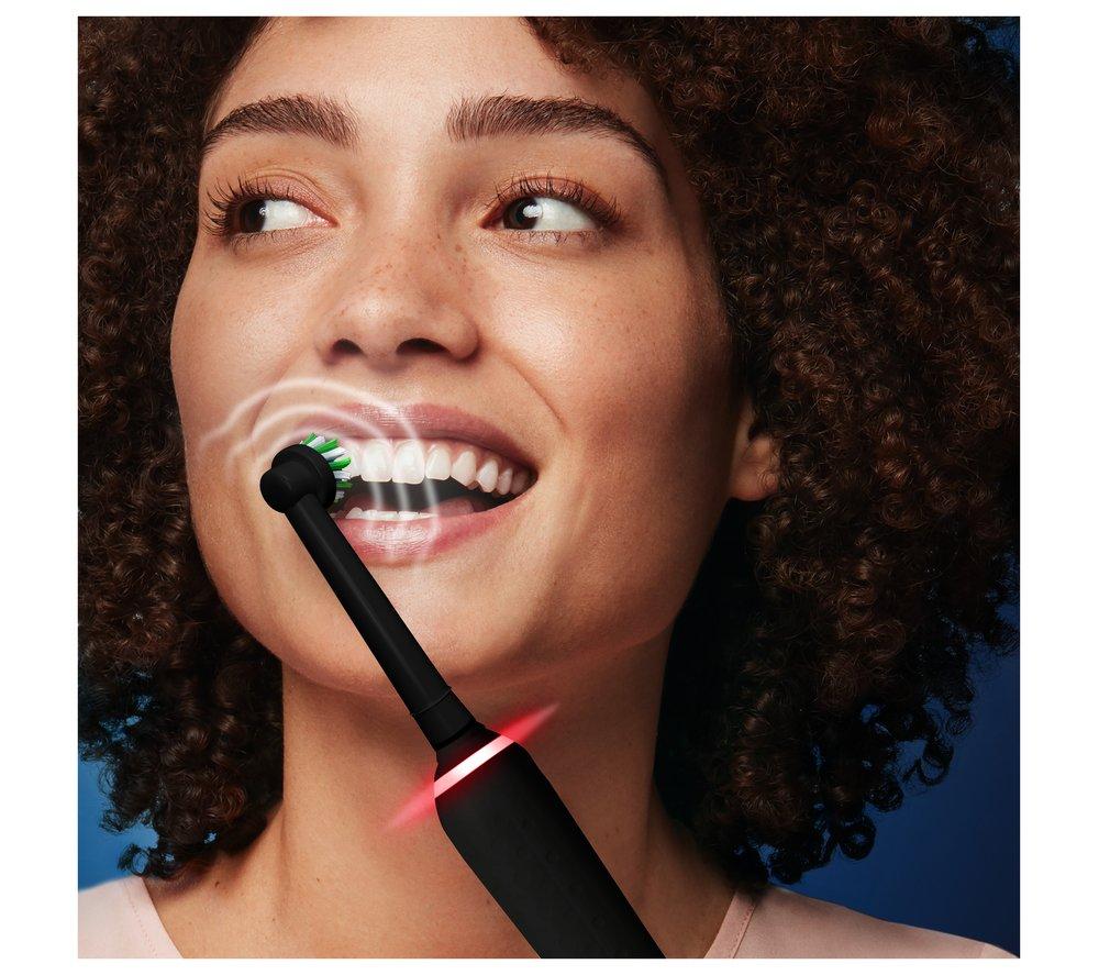 ORAL-B CrossAction Pro 3 3000 Electric Toothbrush - Black image number 5 of 5
