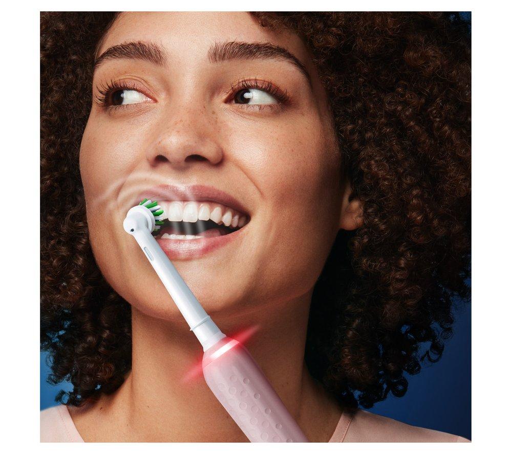 ORAL-B Pro 3 3000 Electric Toothbrush - Pink image number 4 of 4