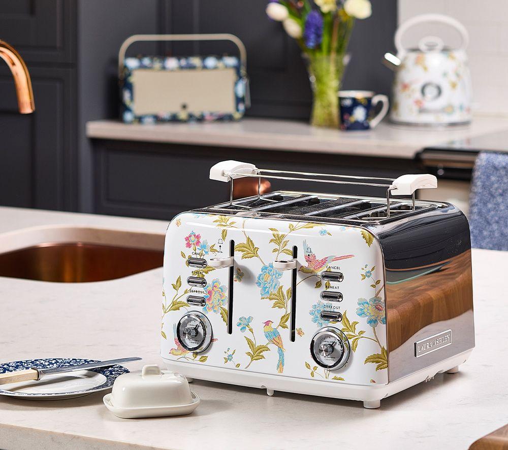 LAURA ASHLEY VQSBT583WSUK 4-Slice Toaster - Elveden White image number 10 of 14