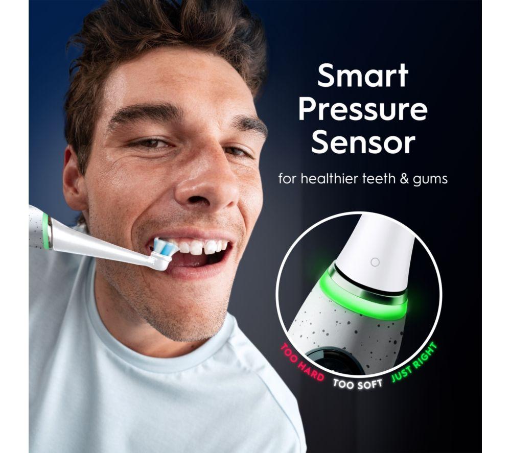 ORAL-B iO10 Electric Toothbrush + Charging Travel Case - Stardust White image number 10 of 21