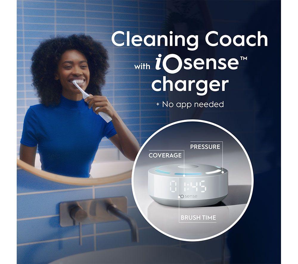 ORAL-B iO10 Electric Toothbrush + Charging Travel Case - Stardust White image number 17 of 21