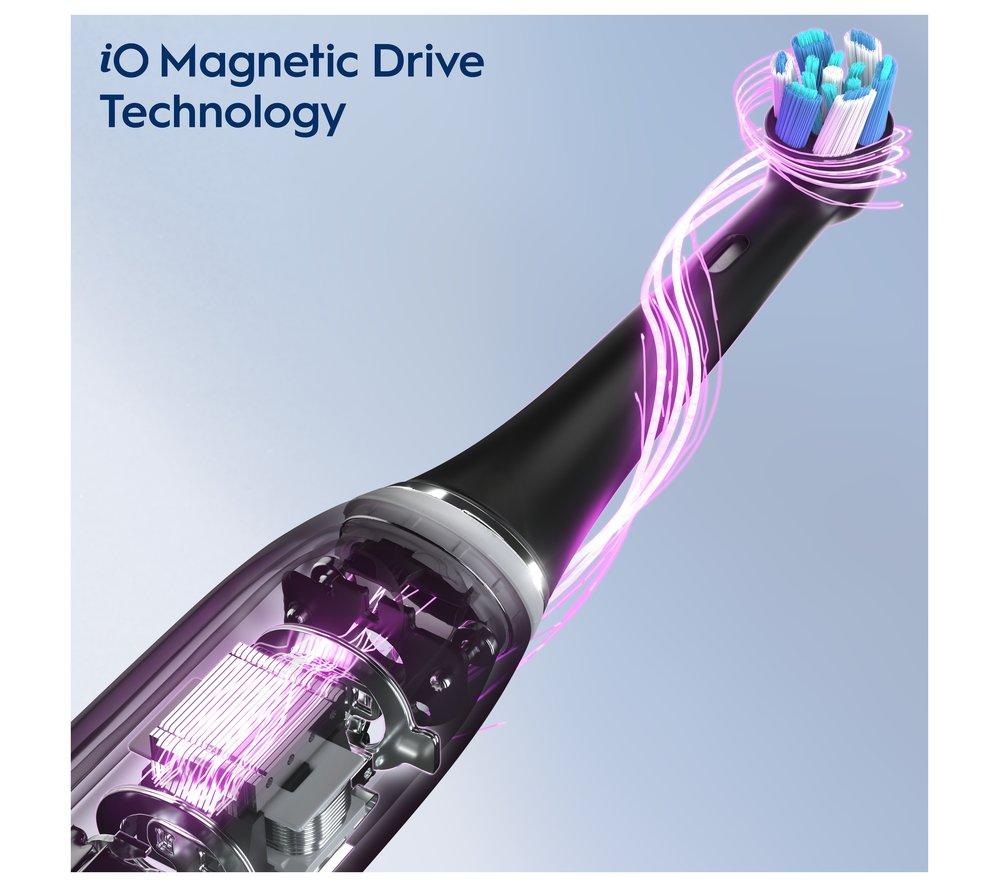 ORAL-B iO 4 Electric Toothbrush - Black image number 4 of 6