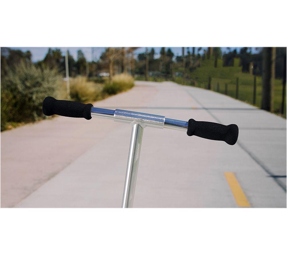 RAZOR A5 Lux Lighted Folding Kick Scooter - Green image number 8 of 12