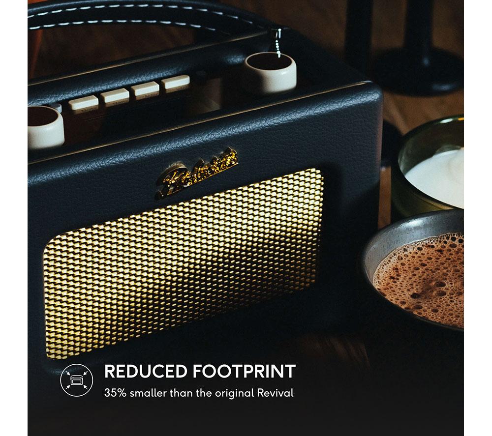 ROBERTS Revival Uno BT Portable DAB+/FM Retro Bluetooth Radio - Black image number 7 of 10