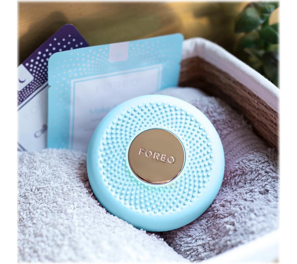 FOREO UFO Mini Power Mask Cleanser - Mint image number 2 of 4