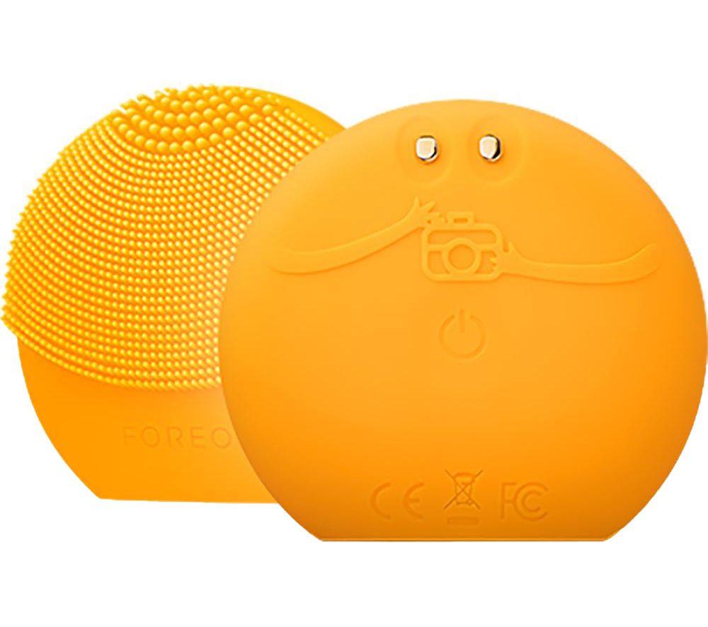 FOREO Luna Fofo Facial Cleansing Brush - Sunflower Yellow