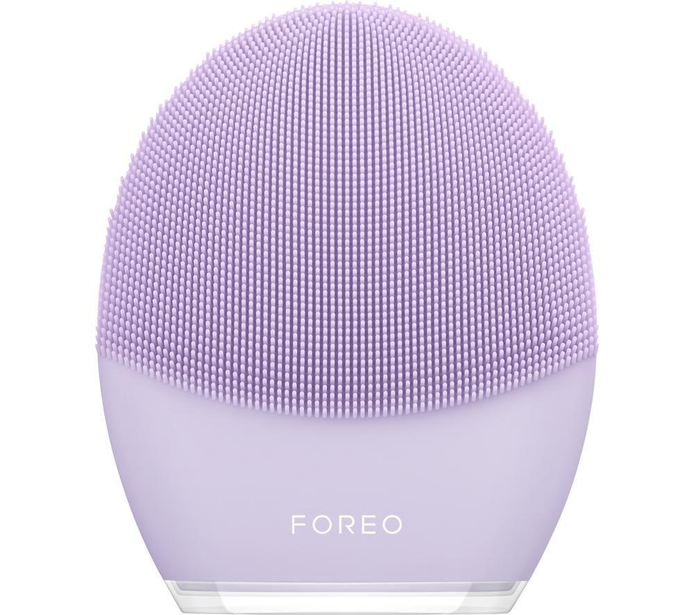 FOREO Luna 3 Facial Cleansing Brush review