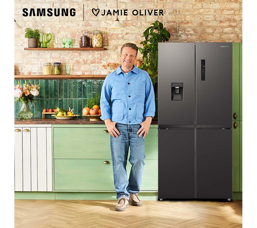 SAMSUNG Series 8 SpaceMax RF48A401EB4/EU Fridge Freezer - Gentle Black Matte image number 9 of 11