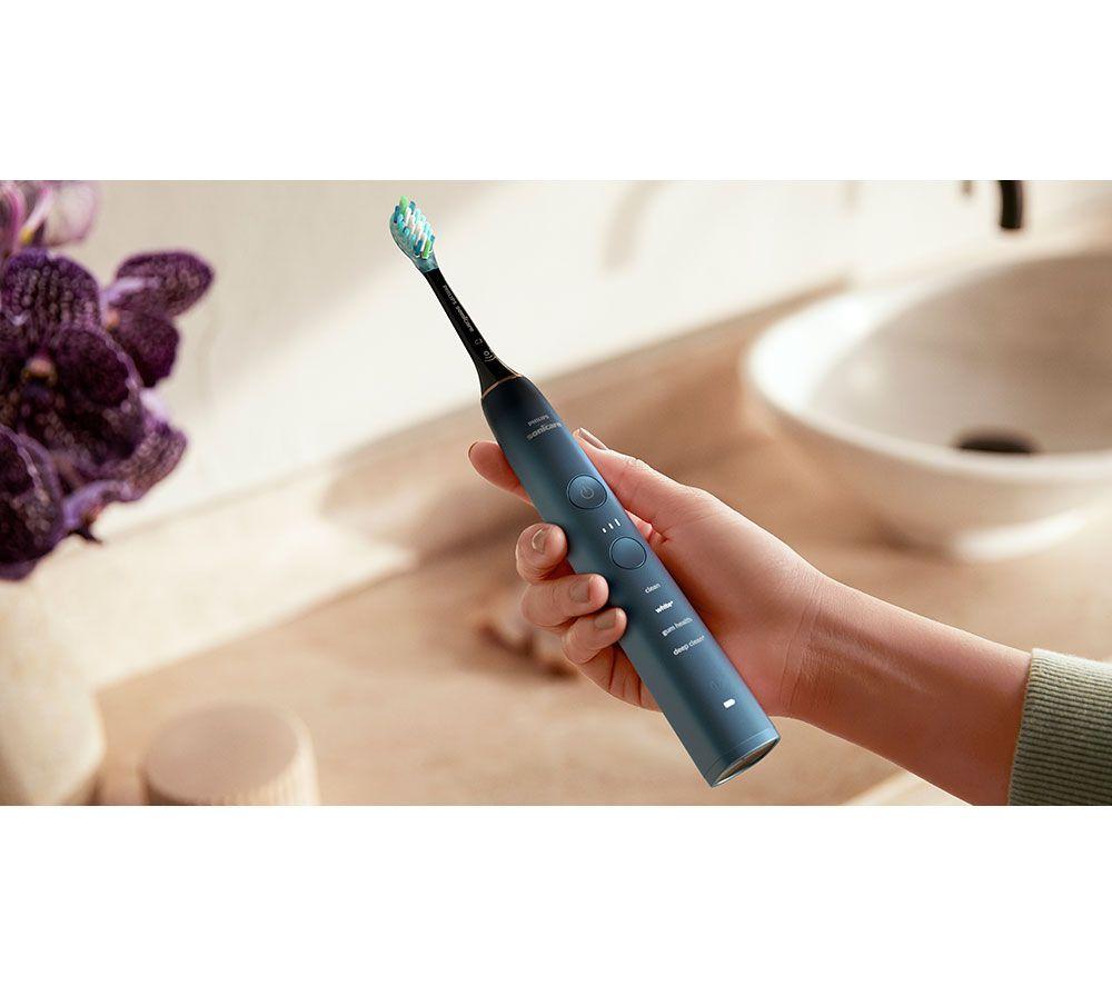 PHILIPS Sonicare Diamond Clean Series 9000 HX9911/88 Electric Toothbrush - Aquamarine image number 2 of 4