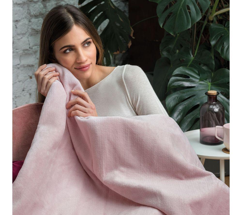 DREAMLAND Snuggle Up Velvet Heated Throw - Pink, 160 x 120 cm image number 3 of 8