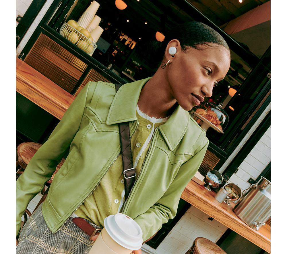 BOSE QuietComfort Wireless Bluetooth Noise-Cancelling Earbuds - White Smoke image number 4 of 12