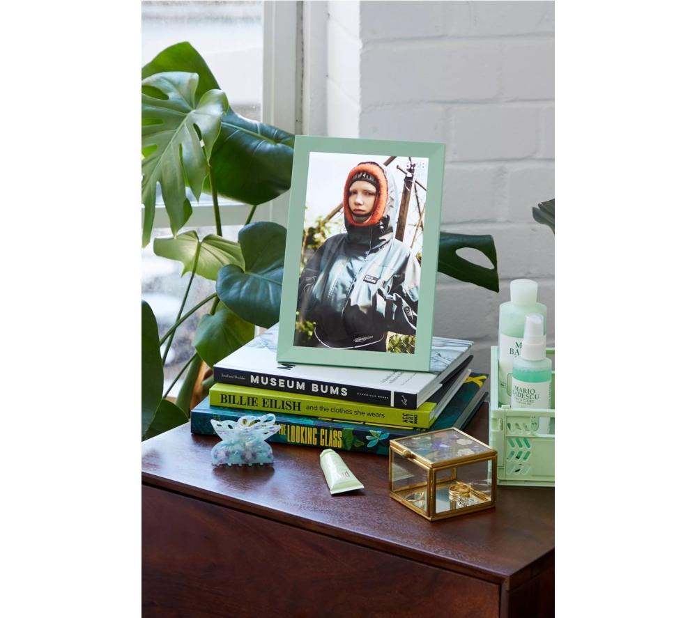 PIXIE 10.1" Digital Photo Frame - Mint Green image number 6 of 14