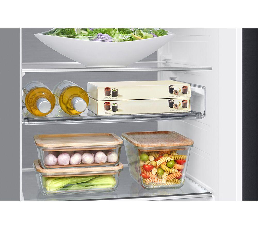 SAMSUNG Bespoke AI Series 8 On-device Bixby RS80F66KBFEU American-Style Fridge Freezer - Black image number 3 of 13