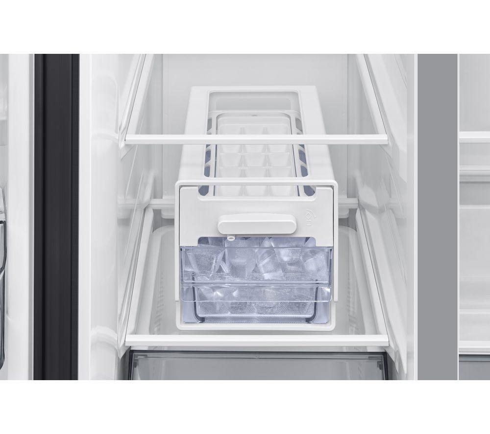 SAMSUNG Bespoke AI Series 7 SpaceMax RS70F67QCFEU American-Style Fridge Freezer - Black image number 5 of 6