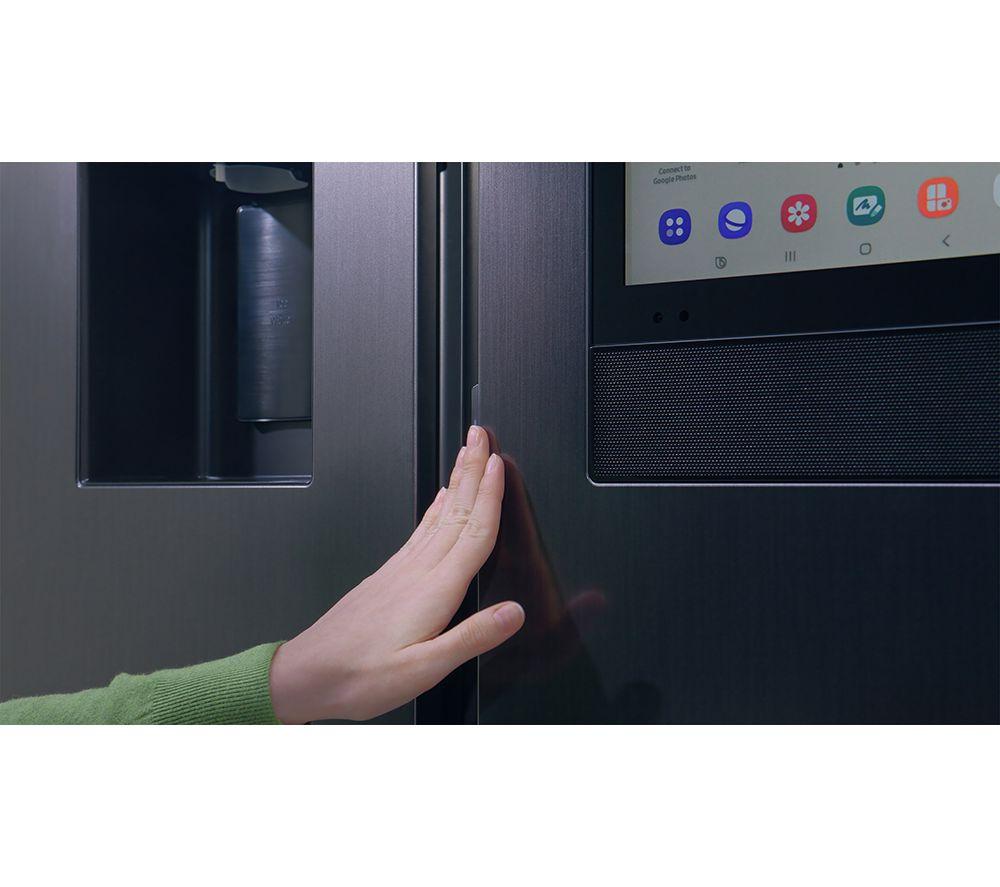 SAMSUNG Bespoke AI Family Hub RS90F66BETEU American-Style Smart Fridge Freezer - Silver image number 14 of 18
