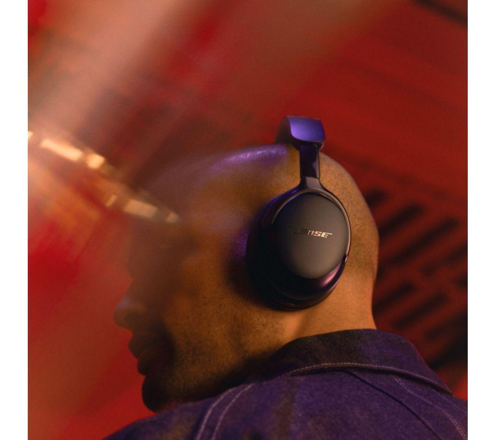 BOSE QuietComfort Ultra (2nd Gen) Wireless Bluetooth Noise-Cancelling Headphones - Black image number 5 of 6