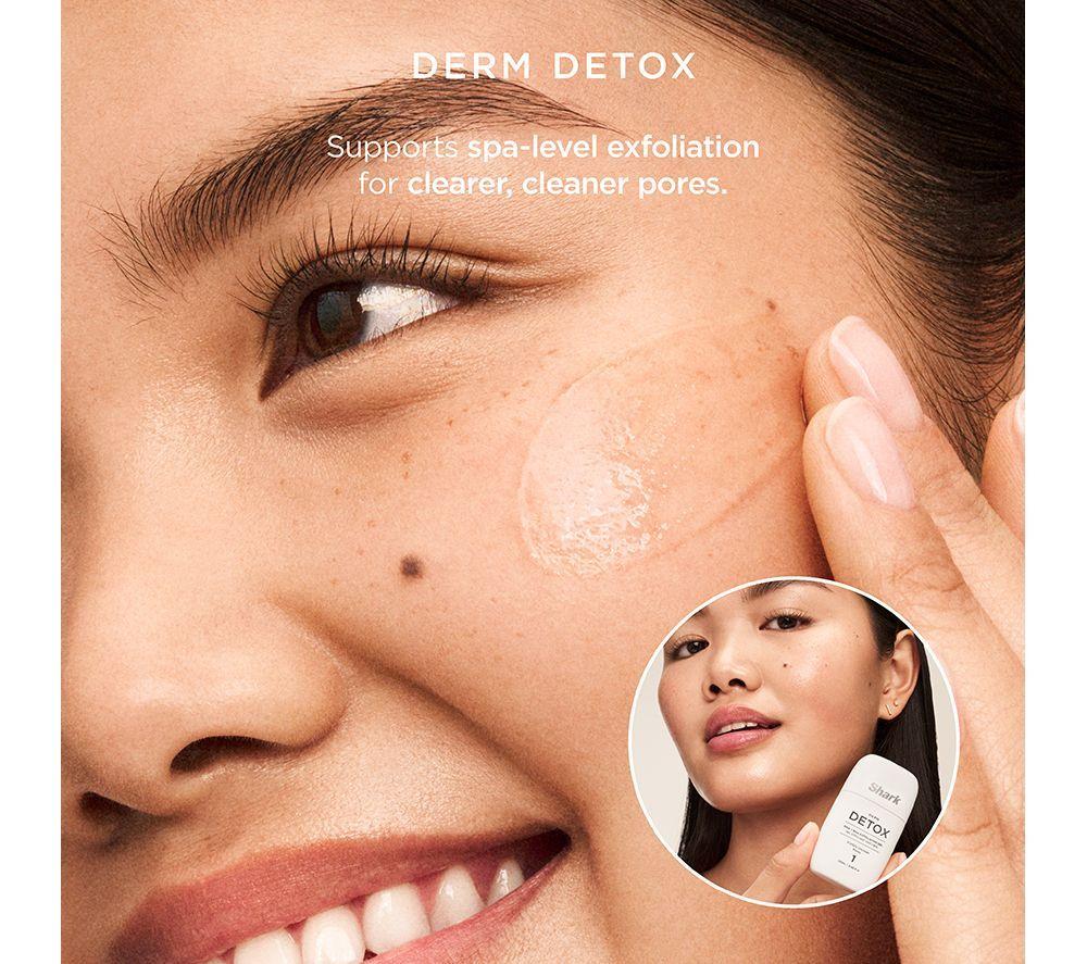 SHARK FacialPro Glow + DePuffi At Home Facial - Spa Blue image number 5 of 11