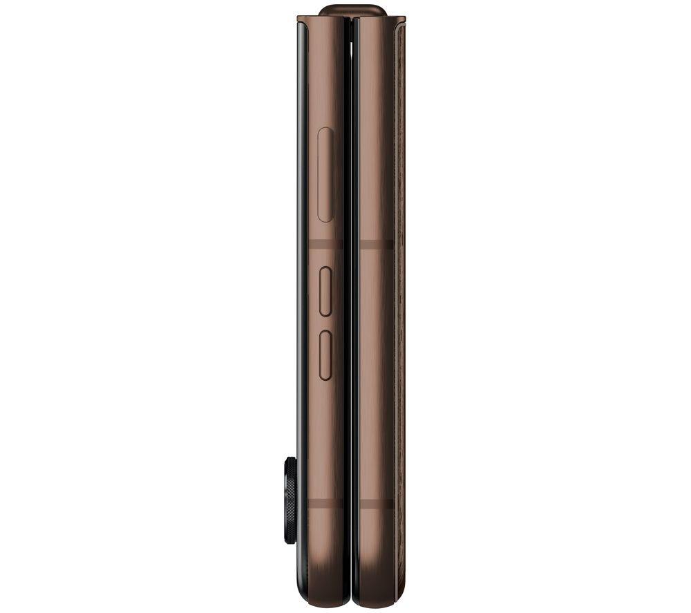 MOTOROLA Razr 70 Ultra - 512 GB, Wood image number 9 of 10