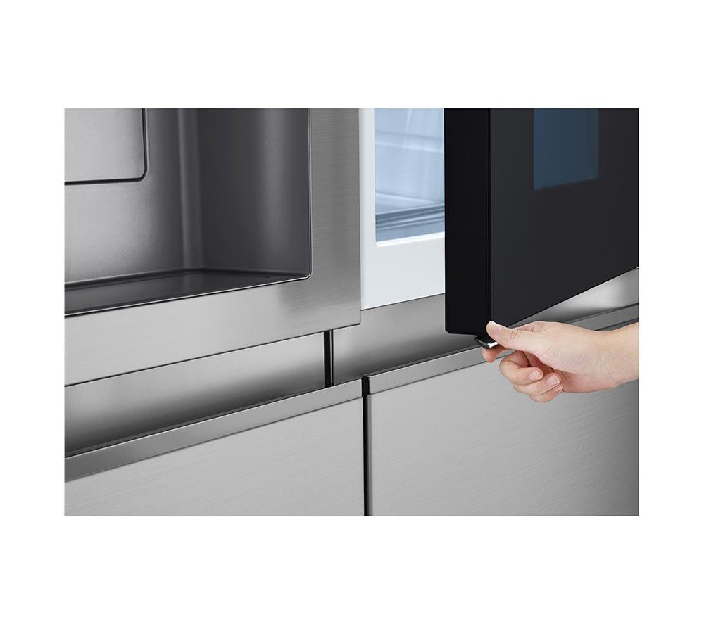 LG InstaView GSXE80PYBE American-Style Smart Fridge Freezer &ndash; Prime Silver image number 14 of 18