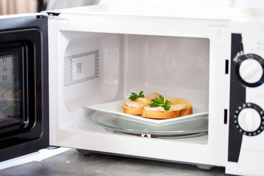 Microwaves with a grill