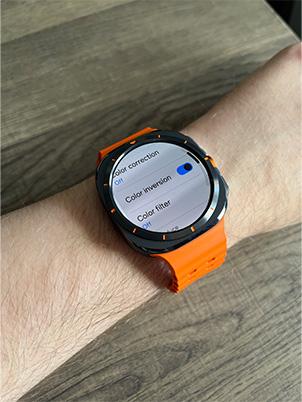 colour inversion feature activated on samsung galaxy watch ultra display