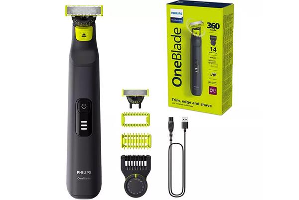 philips oneblade electric shaver with charger and accessories