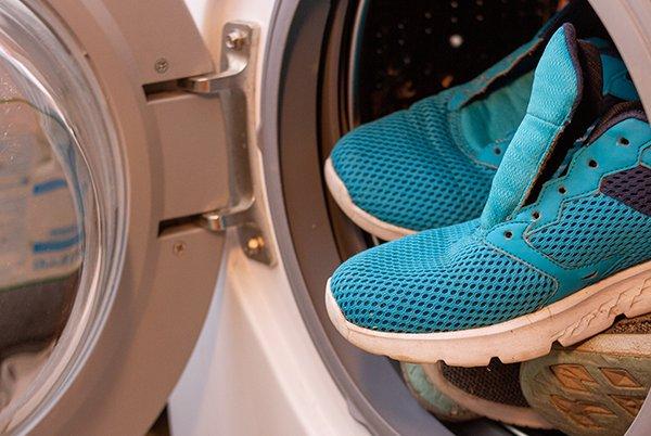 Trainers in washing machine