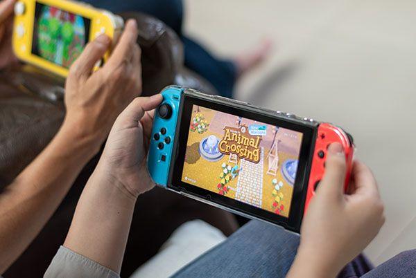 People playing on Nintendo Switch