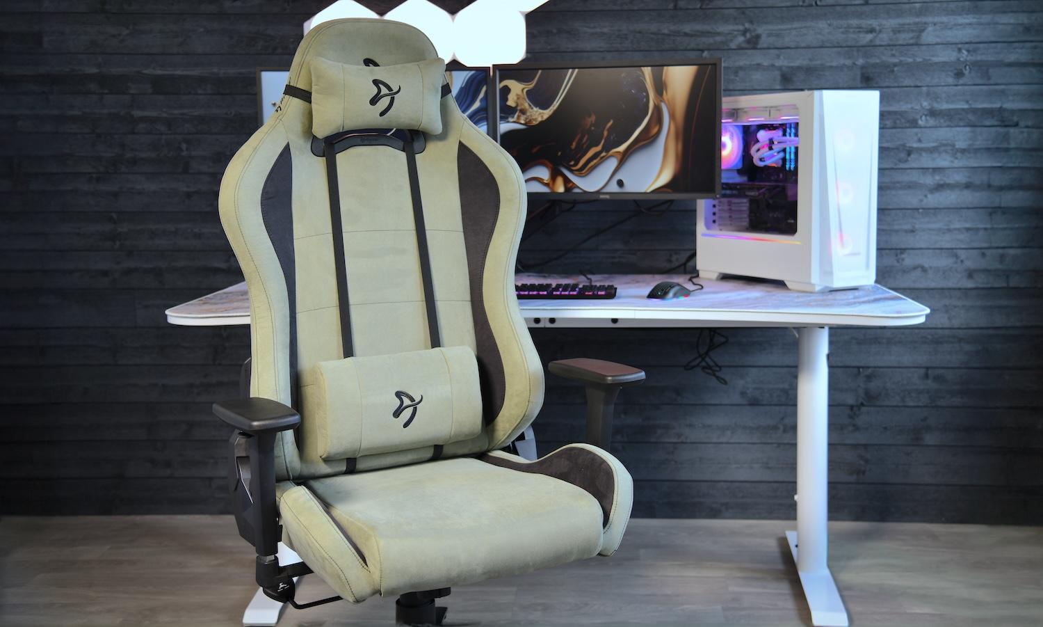 a chair in front of a desk
