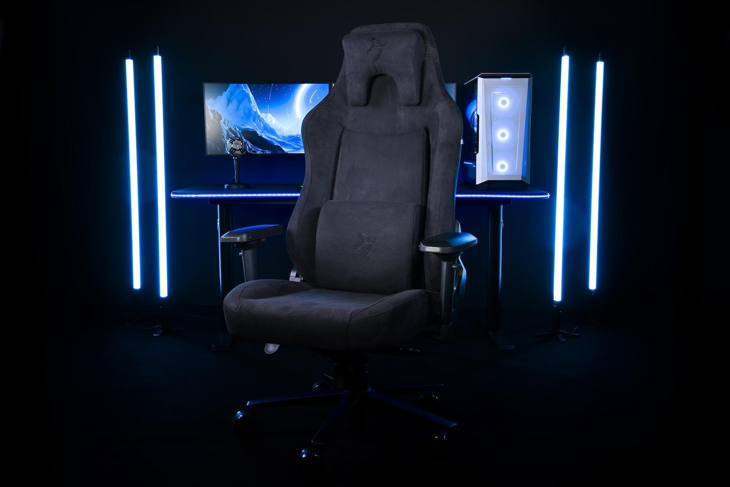 a chair in front of a desk