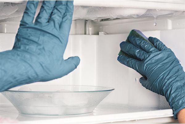 cleaning the freezer