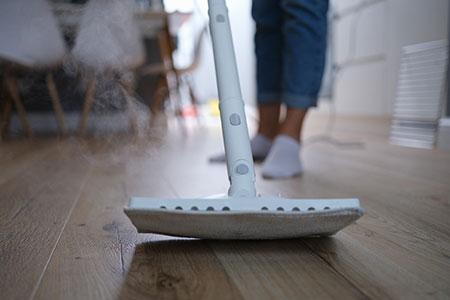 Cleaning laminate flooring
