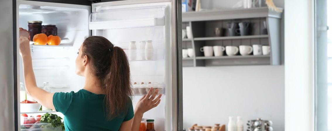 Energy-Efficient Lighting for Refrigerator Cabinets